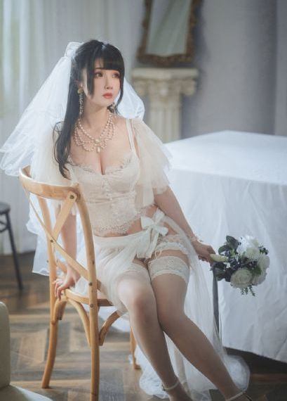 欧美激情综合第一页_BD英语在线观看电视