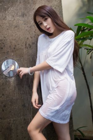 欧美范女生头像黑白_HD高清电影在线