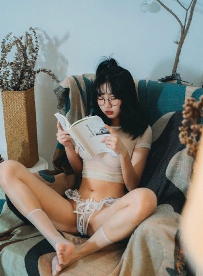 粉嫩av影院_剧情片电影完整版