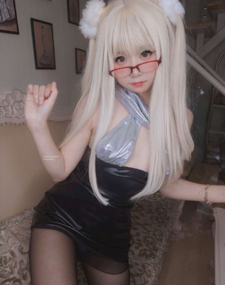 欧美半拖鞋_高清高清迅雷在线观看