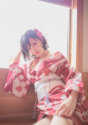 美女的烦恼国语版_BD在线播放